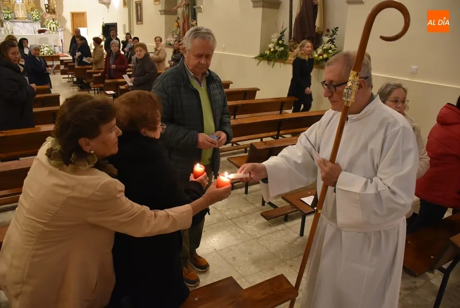 Foto 6 - Las religiosas de la Di&oacute;cesis renuevan su consagraci&oacute;n en las Carmelitas