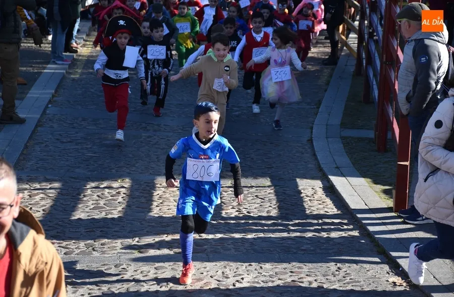Foto 6 - Nuevo r&eacute;cord hist&oacute;rico del Cross del Carnaval con 825 participantes