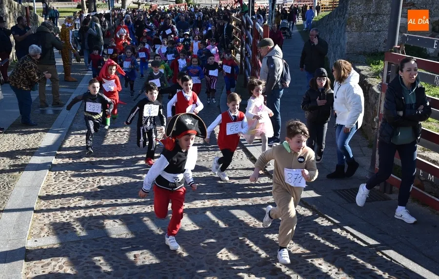 Foto 8 - Nuevo r&eacute;cord hist&oacute;rico del Cross del Carnaval con 825 participantes