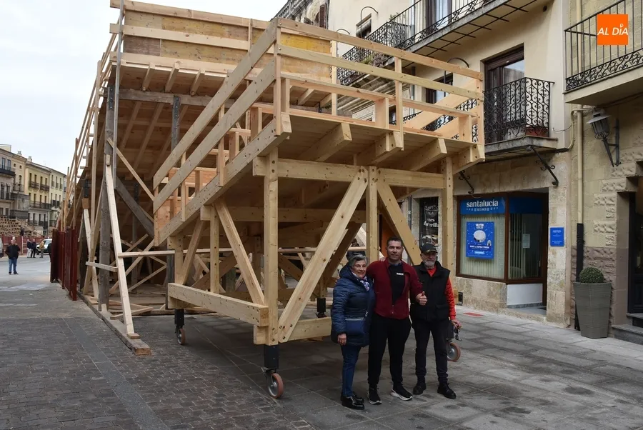 Foto 7 - Probada la flamante nueva Puerta de la R&uacute;a del Sol del coso taurino