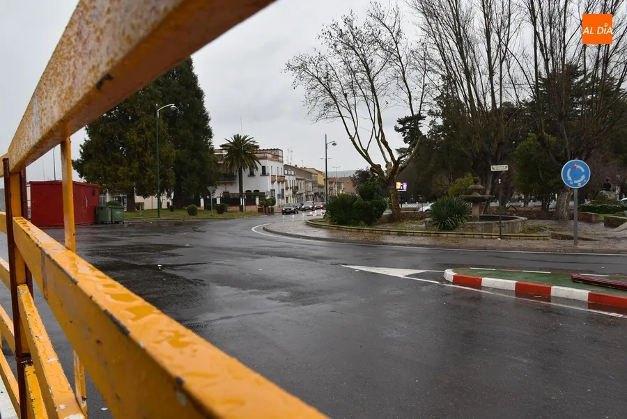 Foto 2 - La C&aacute;rcel cierra sus puertas mientras se retiran varias de las agujas m&aacute;s problem&aacute;ticas