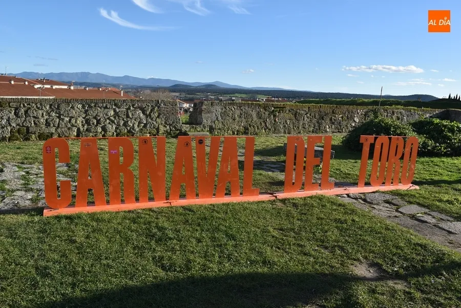 Foto 4 - Desmontado la mayor parte del rect&aacute;ngulo m&aacute;gico del &aacute;gora mirobrigense