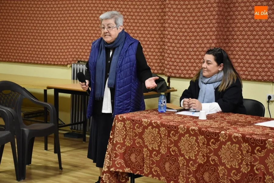 Foto 4 - San Andr&eacute;s inaugura con las instituciones caritativas de la Iglesia su ciclo semanasantero