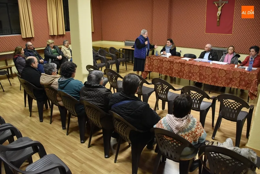 Foto 6 - San Andr&eacute;s inaugura con las instituciones caritativas de la Iglesia su ciclo semanasantero