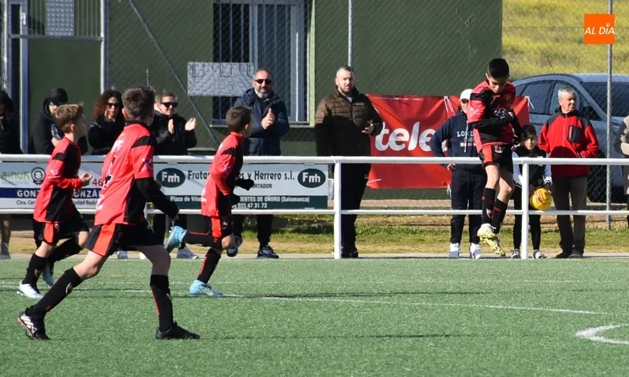Foto 2 - #M [17-18 FEB] El Benjam&iacute;n del Ciudad Rodrigo se queda sin premio ante el Sporting Carbajosa
