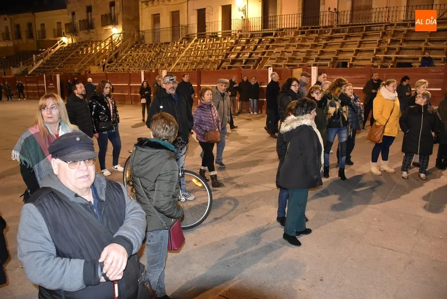 Foto 4 - Un &lsquo;sello&rsquo; en la puerta de los toriles pasa a recordar de forma permanente la Declaraci&oacute;n como BIC