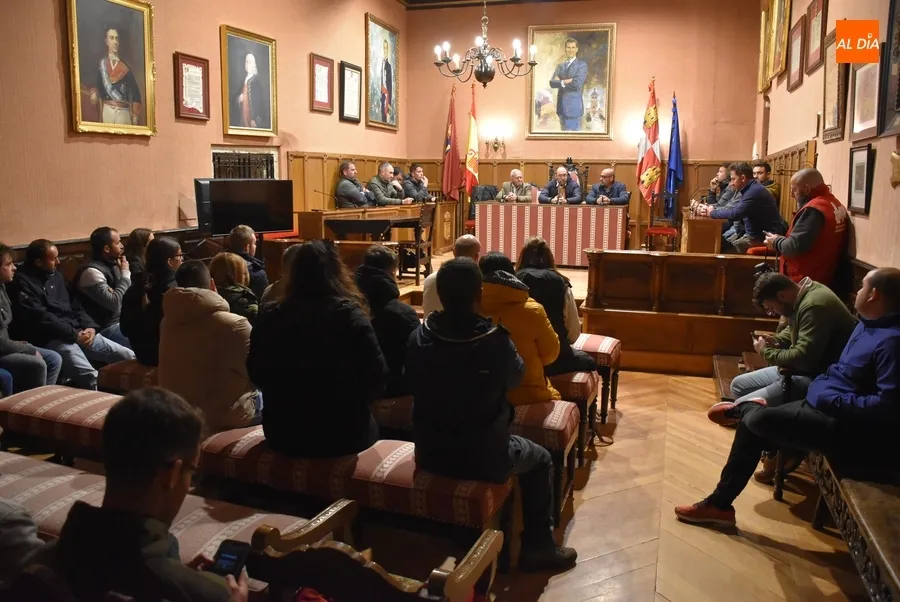 Foto 5 - Agricultores y ganaderos reciben el apoyo del Equipo de Gobierno del Ayuntamiento mirobrigense