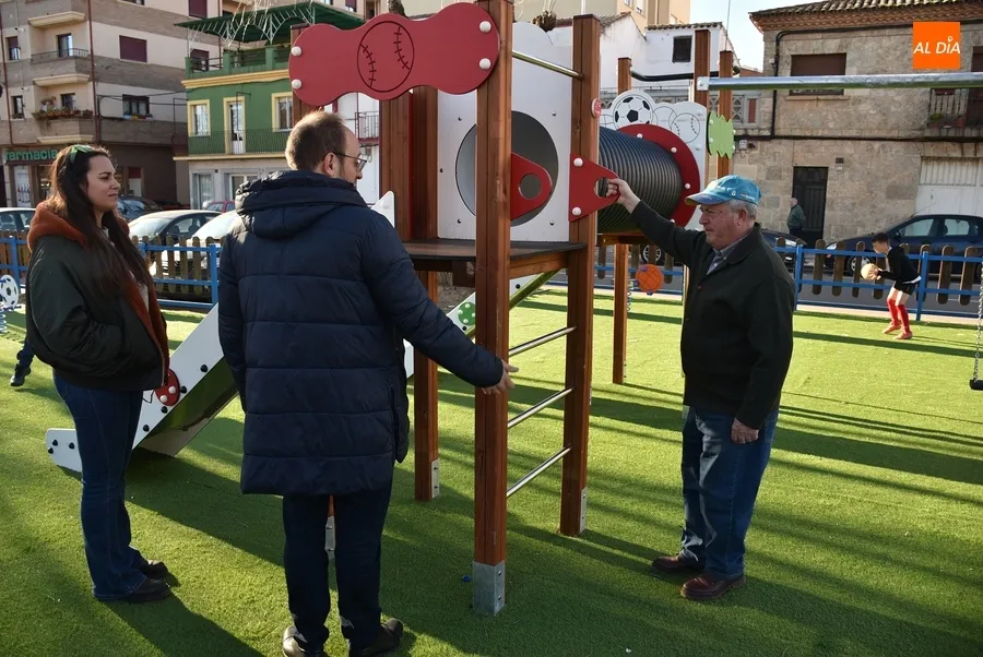 Foto 4 - Culminada la renovaci&oacute;n del triple parque infantil de la Avenida de Salamanca