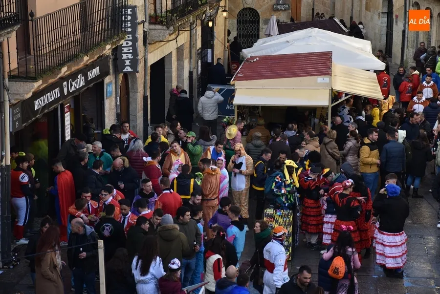 Foto 5 - Ciudad Rodrigo vive una menor invasi&oacute;n de j&oacute;venes con nuevos puntos de concentraci&oacute;n