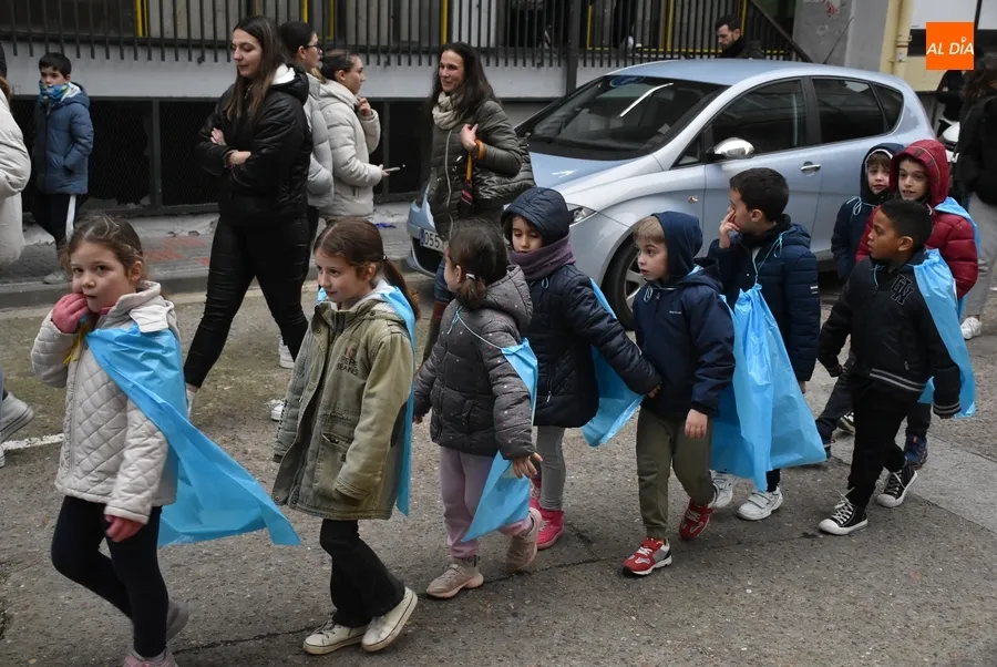 Foto 6 - La Escuela de M&uacute;sica evita riesgos limitando su pasacalles festivo al entorno del centro