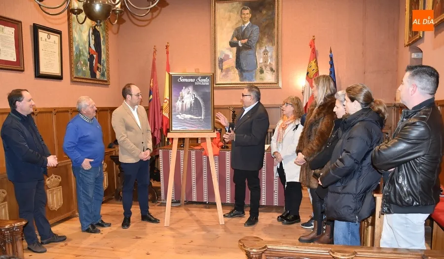 Foto 5 - Desvelado el cartel de la Semana Santa Mirobrigense 2024, a cargo de La Soledad