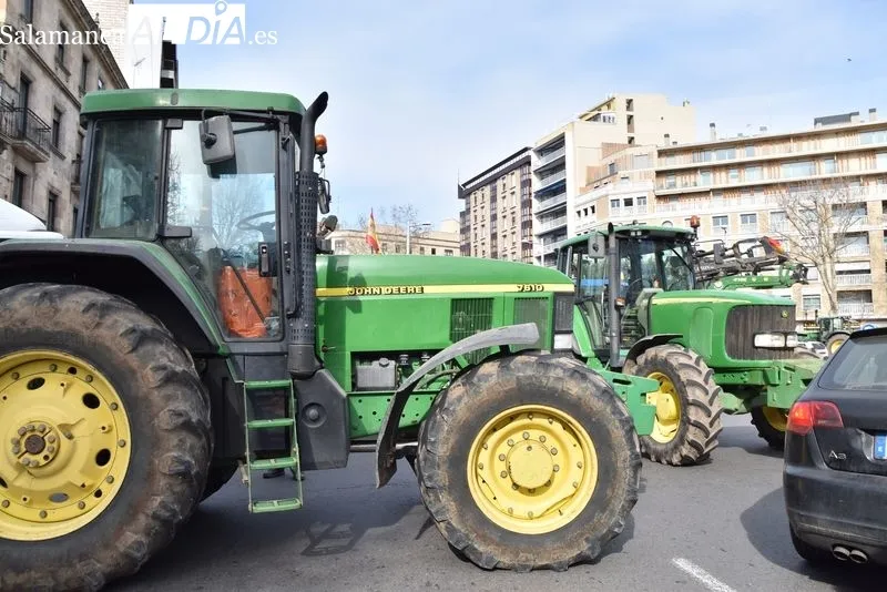 Tractorada en el centro de Salamanca | FOTOS: V. Martins 
