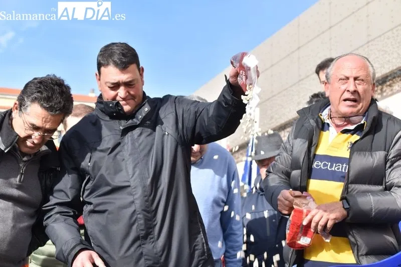 Los tractores vuelven a Salamanca para tomar la zona de Carrefour | FOTOS: Vanesa Martins 