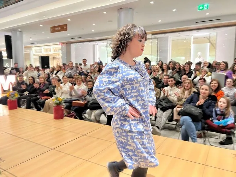 Foto 9 - El Tormes se convierte en el epicentro de la moda joven