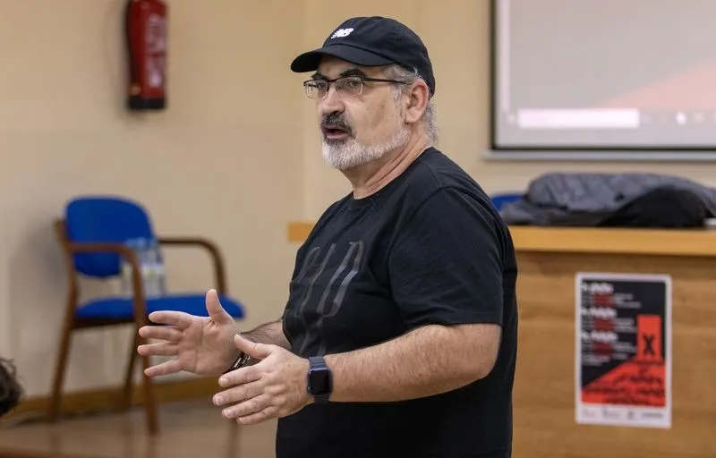 Enrique Cama, técnico cinematográfico y actual profesor de la ECAM