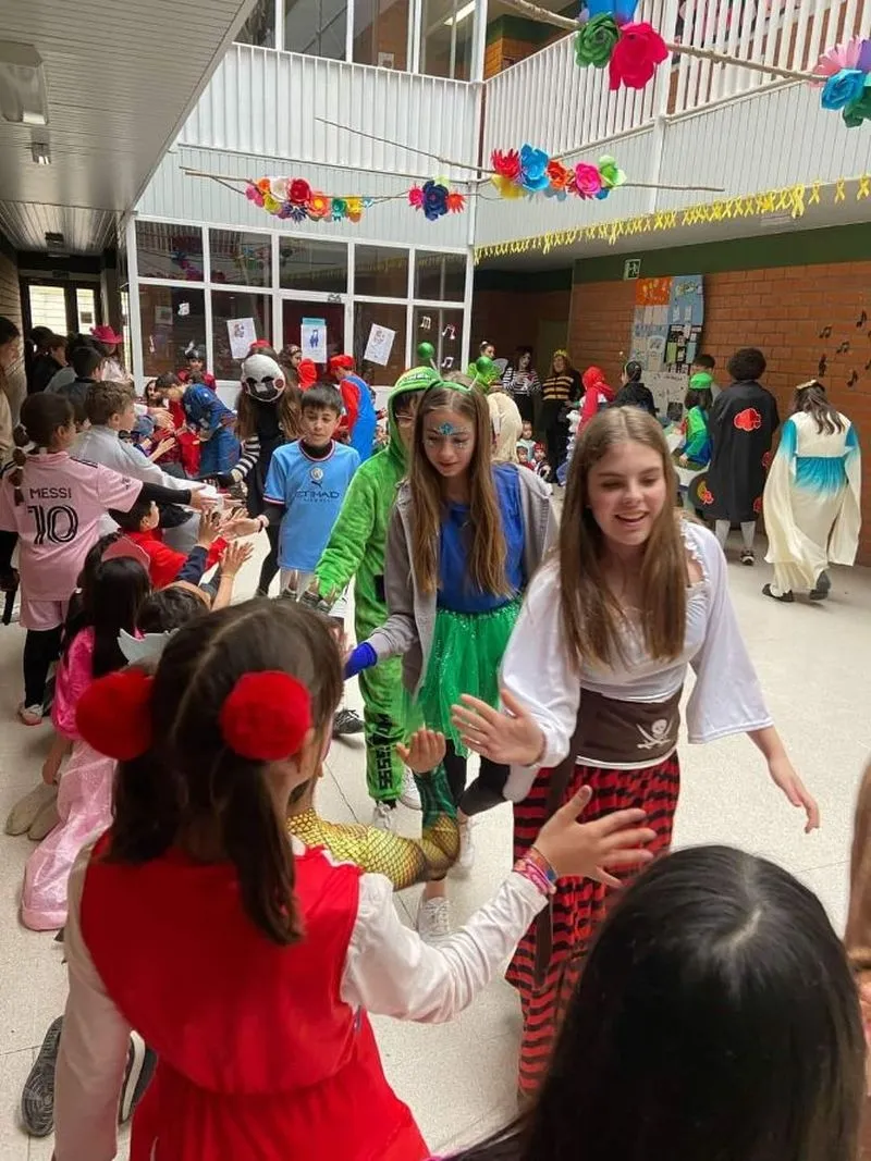 Foto 9 - Gran fiesta de Carnaval en el colegio Antonio Machado de Salamanca