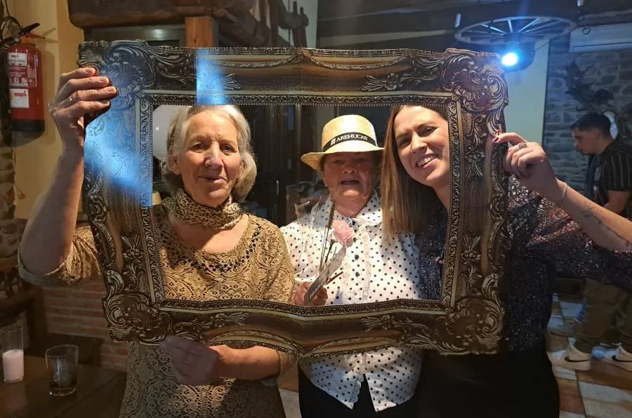 Foto 10 - Mujeres de 4 localidades se re&uacute;nen en Agallas con motivo de las &Aacute;guedas