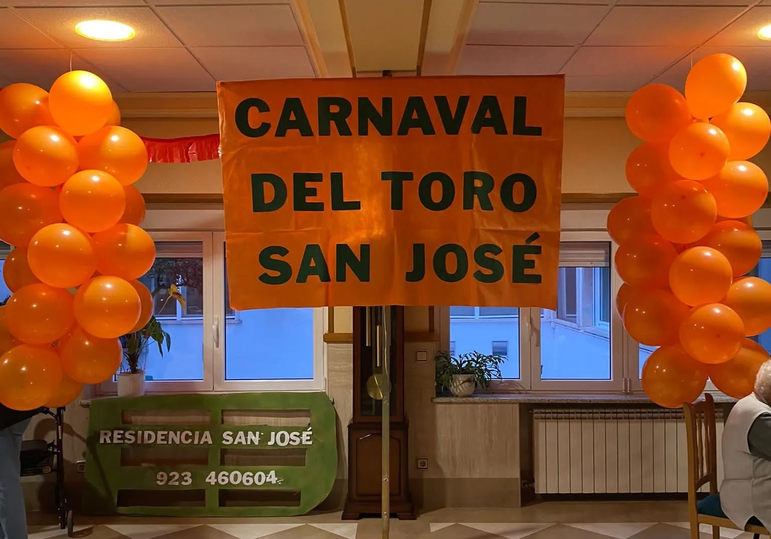 Foto 2 - La Residencia San Jos&eacute; festeja la llegada del Carnaval