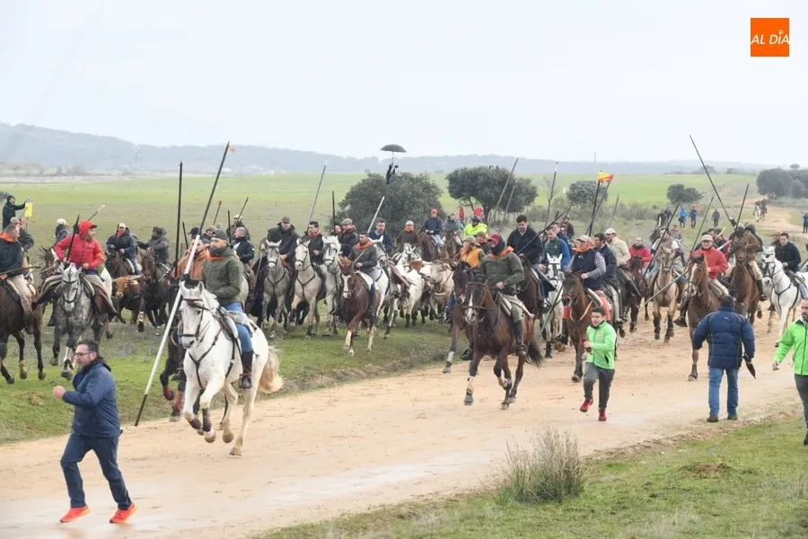 encierro a caballo ciuad rodrigo