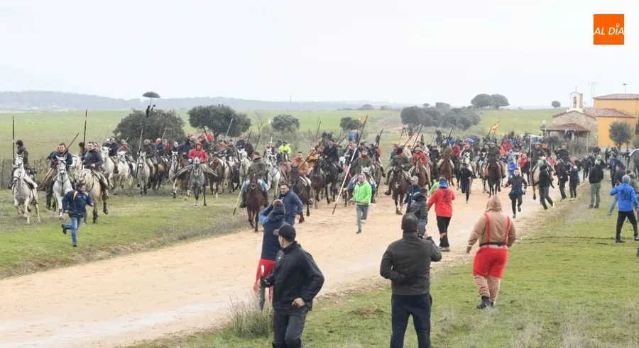 encierro a caballo ciuad rodrigo