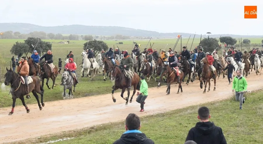encierro a caballo ciuad rodrigo