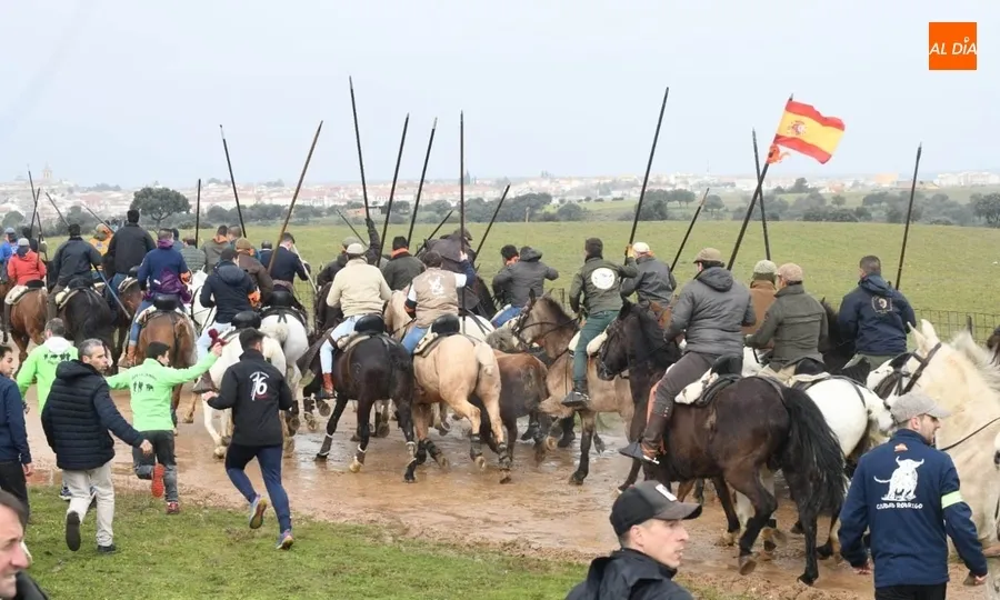 encierro a caballo ciuad rodrigo