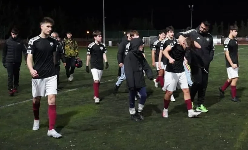 Foto 2 - Sergio Gonz&aacute;lez Centeno se mete con su equipo, el DUX, en la fase de ascenso a la 1&ordf; Juvenil riojana