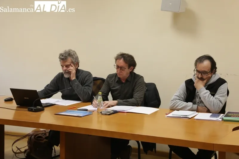 Sesión extraordinaria del pleno de Villarino de los Aires de este miércoles 28 de febrero / CORRAL 