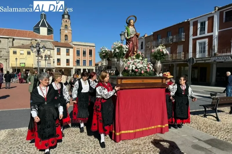 La procesión de Santa Águeda recorría las calles de Peñaranda 