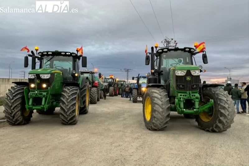 Agricultores de la comarca de Peñaranda participan este jueves en la gran tractorada de protesta