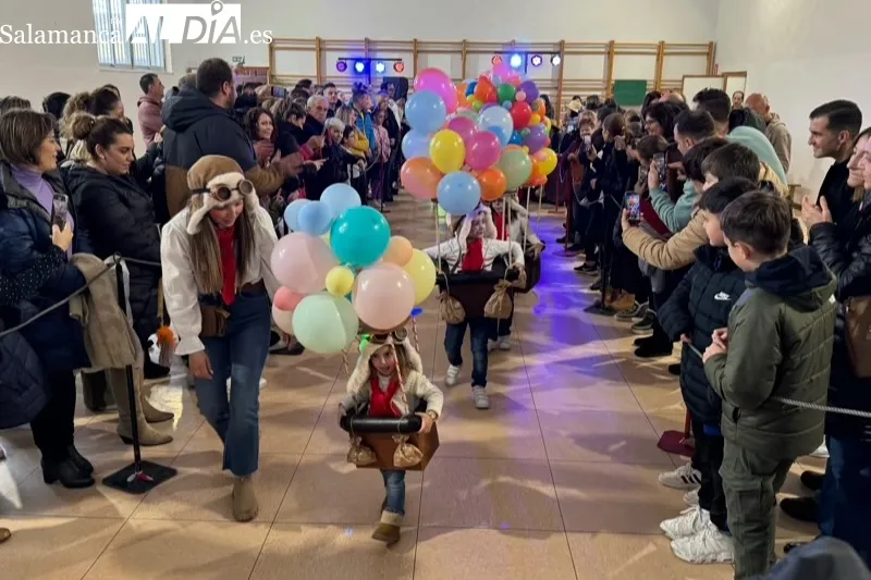 El colegio La Encarnación celebraba su Carnaval Misionero este viernes