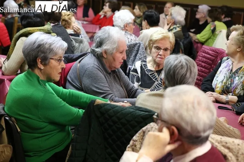 Foto 9 - La Asociaci&oacute;n de Mujeres Albenses alcanza las 200 socias