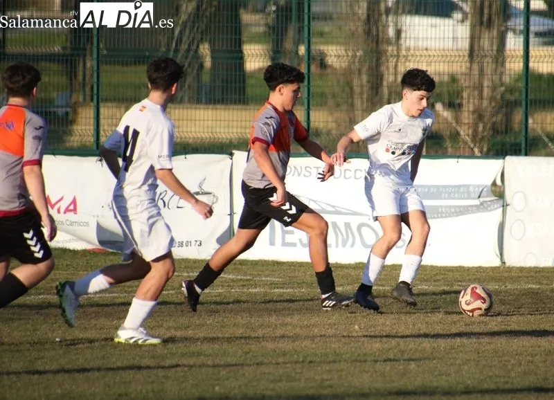 Foto 9 - El Juvenil lo gana todo