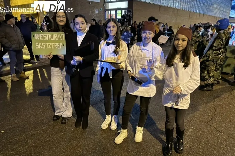 Foto 11 - &lsquo;El Jueves&rsquo;, &lsquo;Platos de Espagueti&rsquo; y &lsquo;Me vest&iacute; de reina&rsquo; se alzan con los premios del Carnaval 2024 en Pe&ntilde;aranda