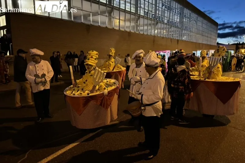 Foto 9 - &lsquo;El Jueves&rsquo;, &lsquo;Platos de Espagueti&rsquo; y &lsquo;Me vest&iacute; de reina&rsquo; se alzan con los premios del Carnaval 2024 en Pe&ntilde;aranda