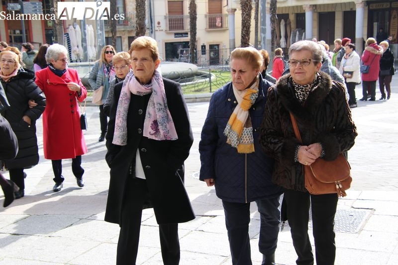 Foto 5 - Las mujeres albenses se reencuentran para festejar Santa Águeda