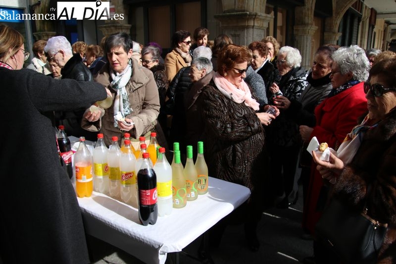 Foto 3 - Las mujeres albenses se reencuentran para festejar Santa Águeda