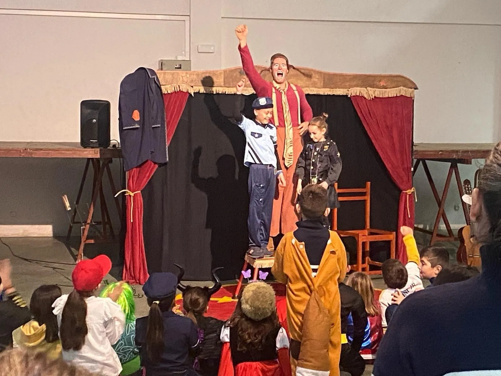 Teatro circense y chocolatada protagonizan el martes de carnaval en Villoria