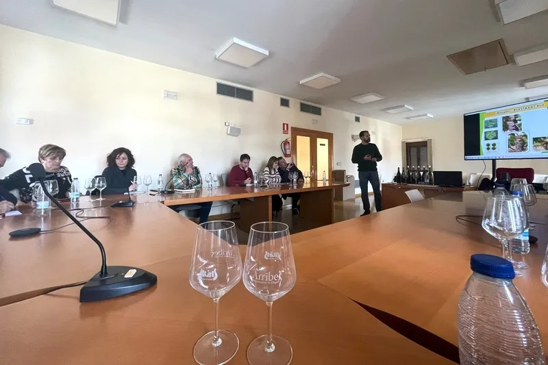 Jornada técnica sobre variedades minoritarias de vid celebrada en Villarino de los Aires