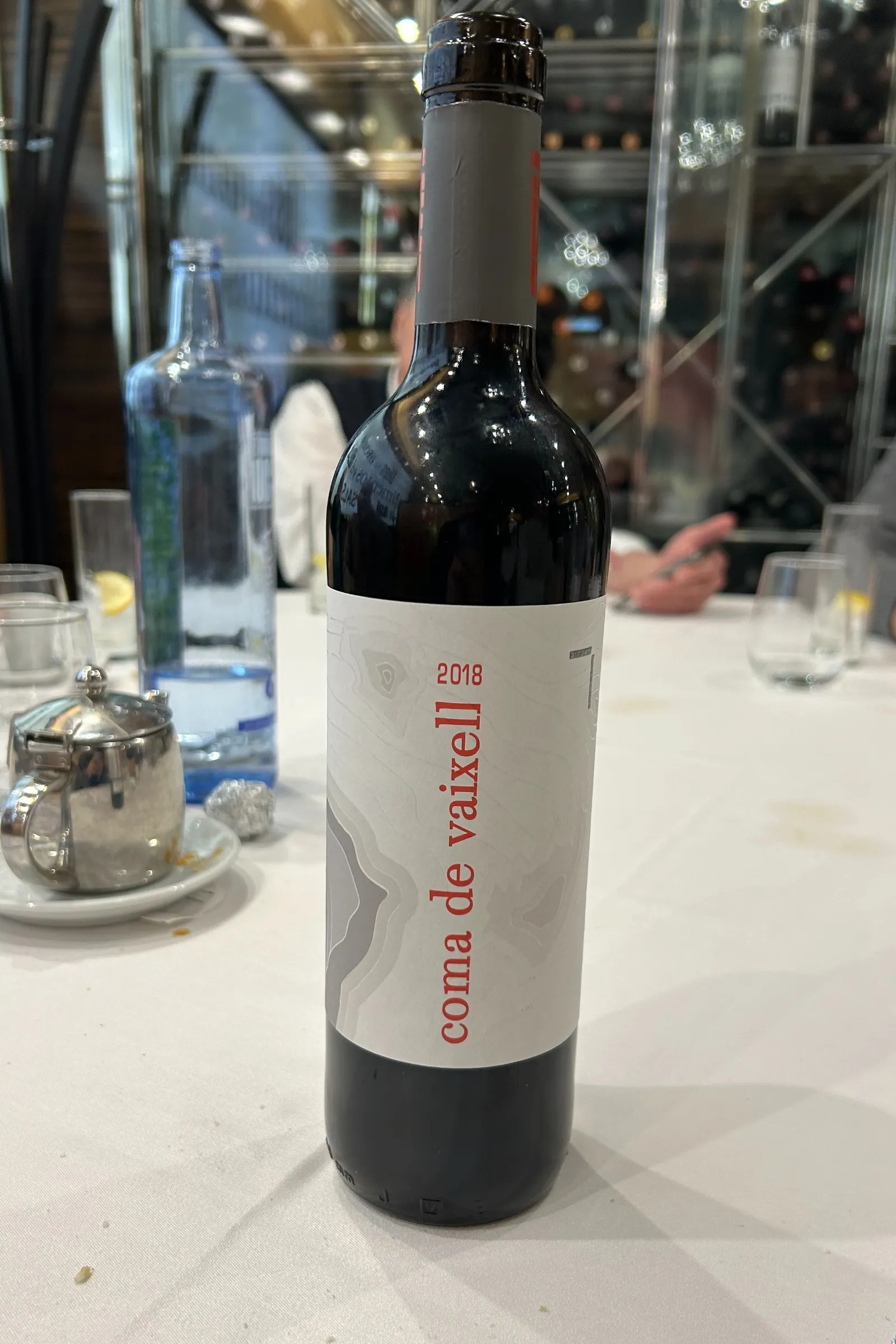 La Asociación enológica Cata Añada cataba este sábado Coma de Vaixell 2018  / JAVIER BRAGADO