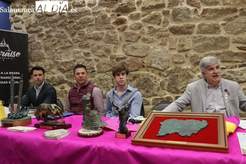 Entrega de los XXV Premios Fiestas del Toro de Aldeadávila de la Ribera / CORRAL