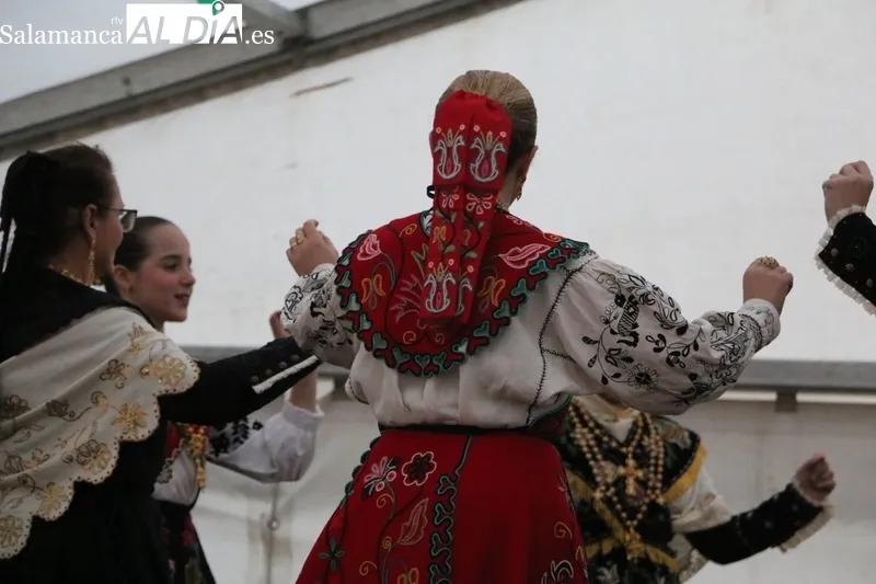 Actuación del Grupo de Charros de Aldeadávila en Corporario con motivo de las fiestas de San Blas / CORRAL