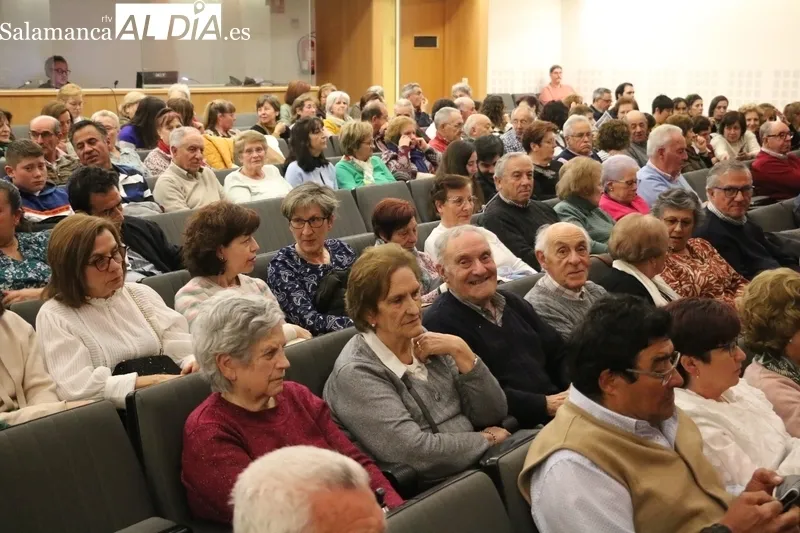 Representación de 'El rufián dichos', de Miguel de Cervantes, por el grupo asturiano Kumen Teatro  / CORRAL