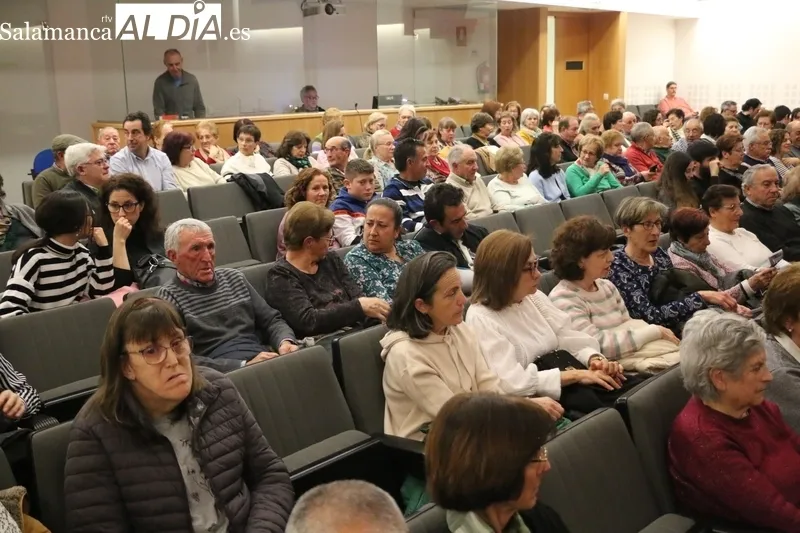 Representación de 'El rufián dichos', de Miguel de Cervantes, por el grupo asturiano Kumen Teatro  / CORRAL