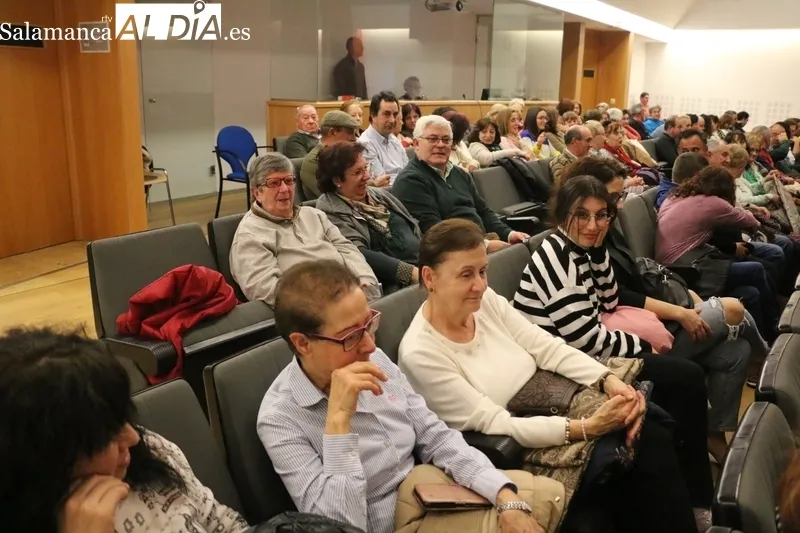 Representación de 'El rufián dichos', de Miguel de Cervantes, por el grupo asturiano Kumen Teatro  / CORRAL