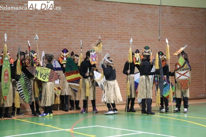 Desfile de Carnaval del CEIP Manuel Moreno Blanco en Vitigudino