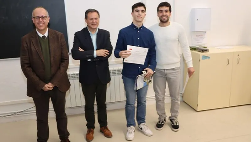 Entrega de premios de la XXXV Olimpiada de Física.