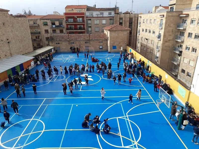 Operación Bocata en San Juan Bosco.