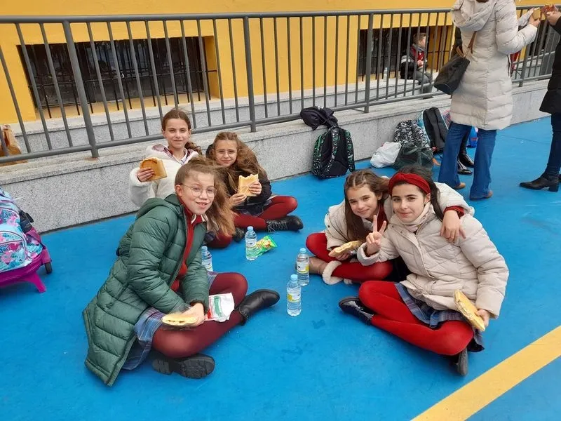 Operación Bocata en San Juan Bosco.