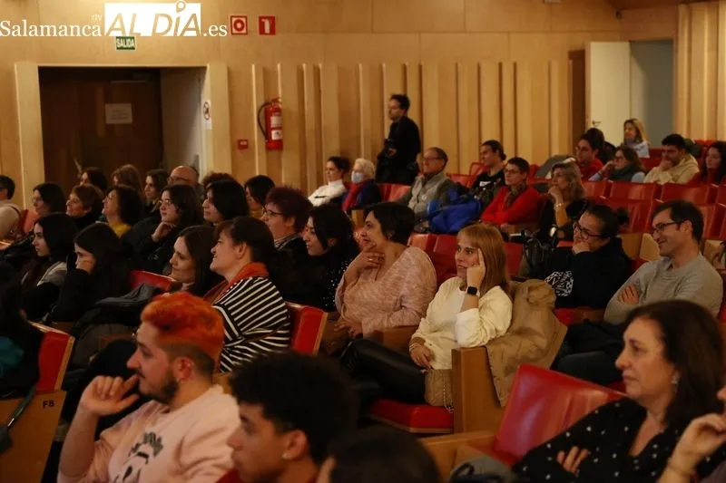 Monólogo de Marina Marroquí en el Auditorio Fonseca. Fotos: David Sañudo.